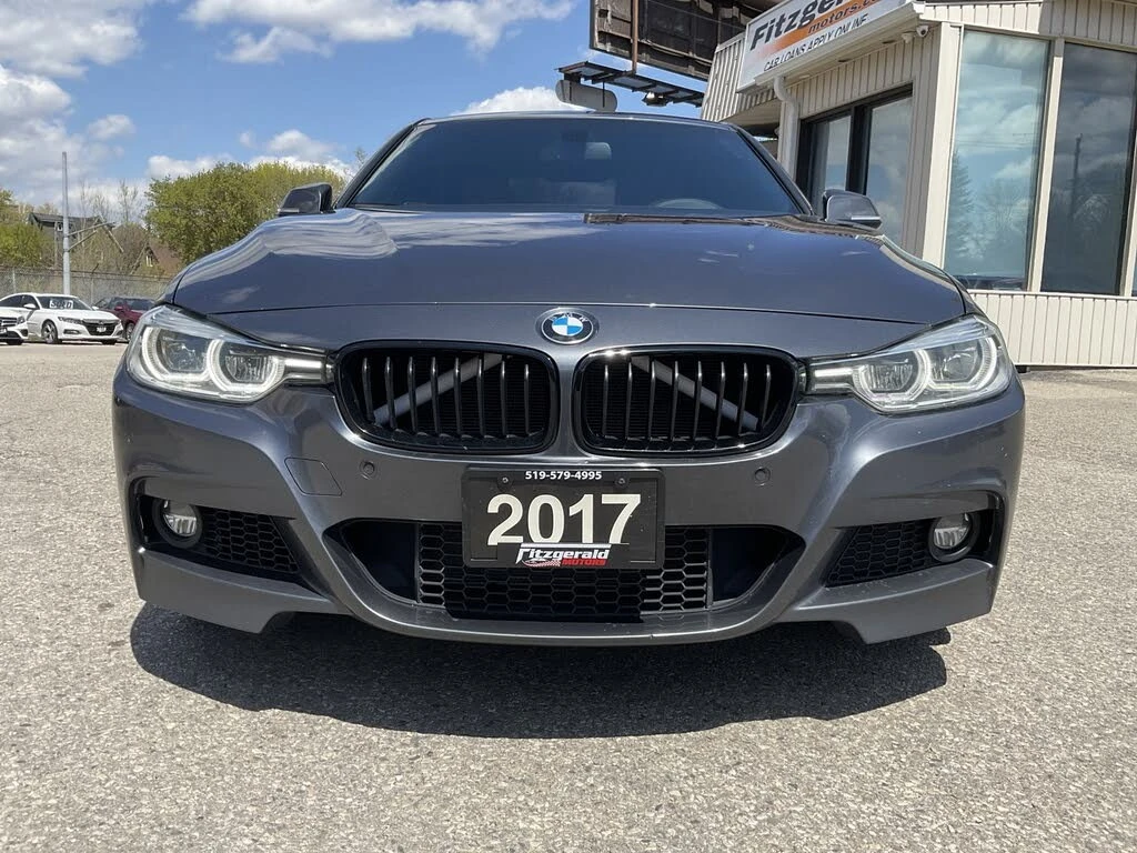 BMW 340 * M PACK* CAMERA* Ambient Light* Head-up* PANO* , снимка 2 - Автомобили и джипове - 55614484