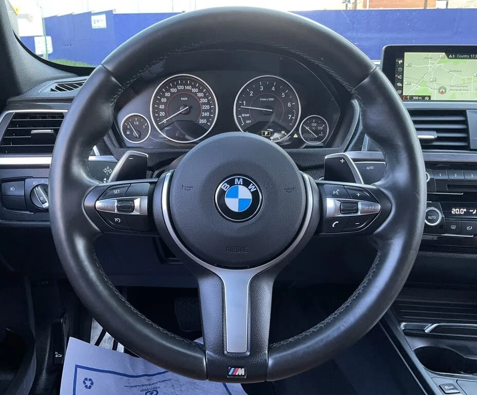 BMW 340 * M PACK* CAMERA* Ambient Light* Head-up* PANO* , снимка 16 - Автомобили и джипове - 55614484