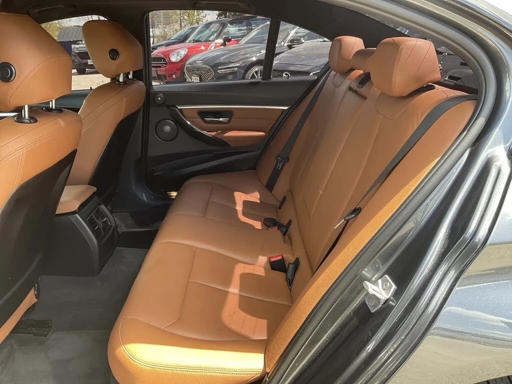 BMW 340 * M PACK* CAMERA* Ambient Light* Head-up* PANO* , снимка 9 - Автомобили и джипове - 55614484