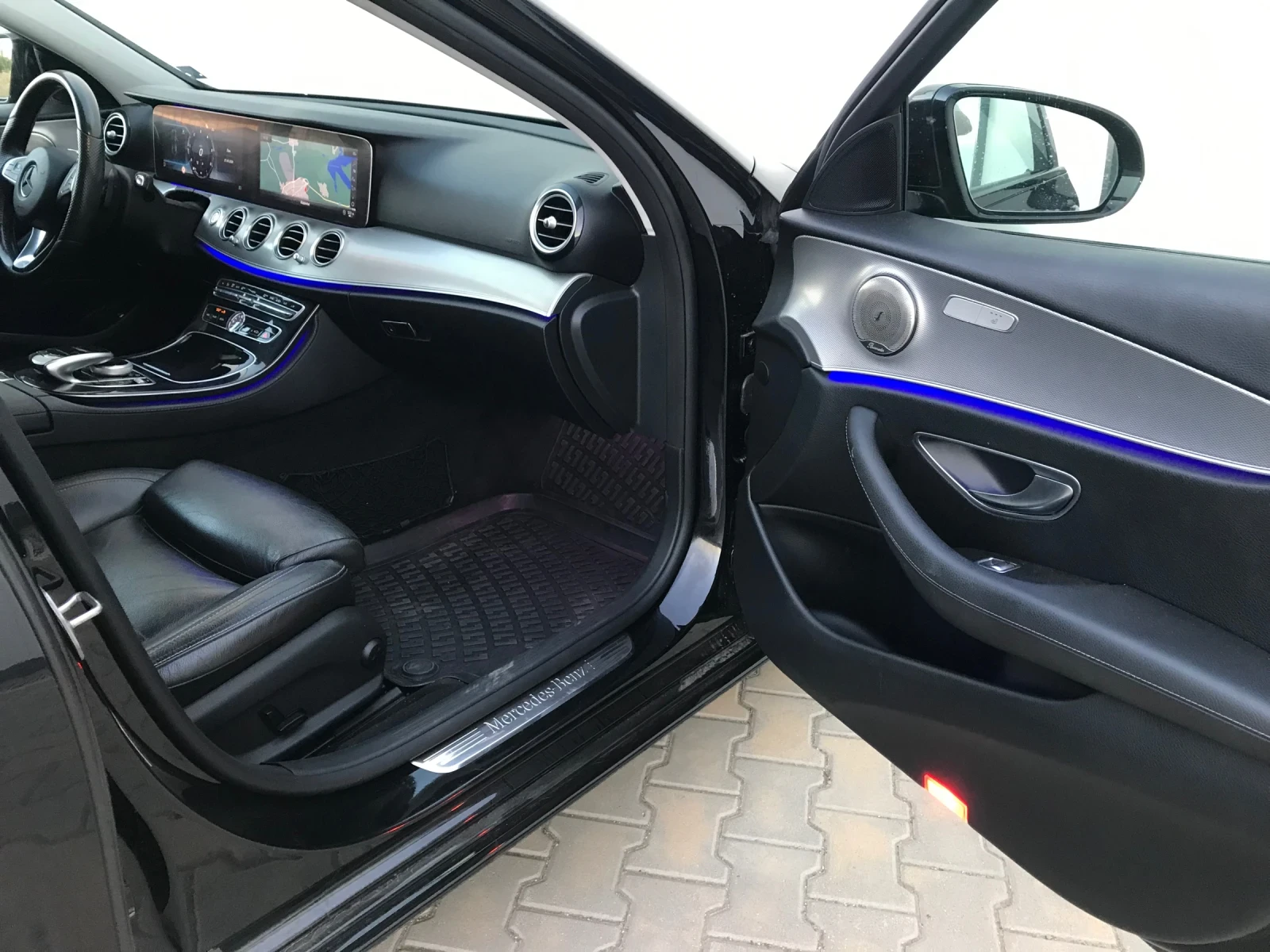 Mercedes-Benz E 220 220d * 194* * DIGITAL* * AMG* , снимка 13 - Автомобили и джипове - 55981543