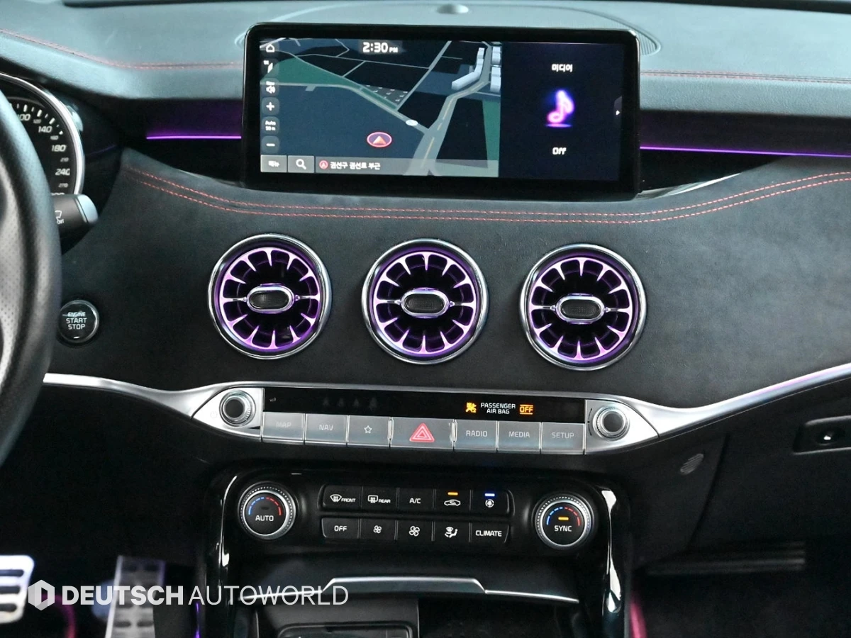 Kia Stinger 3.3* ЕЛ. БАГАЖНИК* 360* BLIND SPOT* HUD* КРАЙНА ЦЕ, снимка 14 - Автомобили и джипове - 56221893