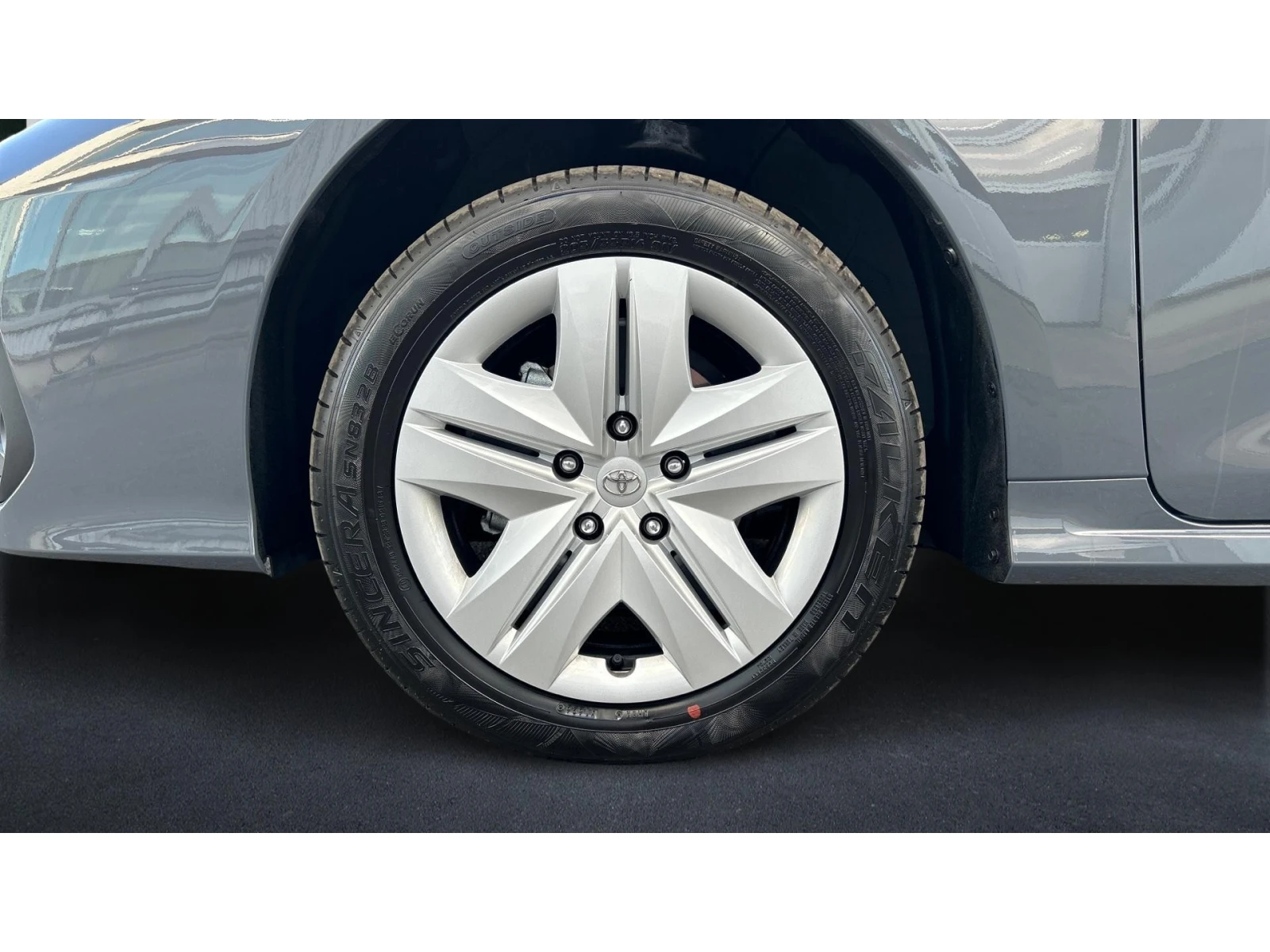 Toyota Corolla ������� ������ �� 265   | Mobile.bg � ����������� 16