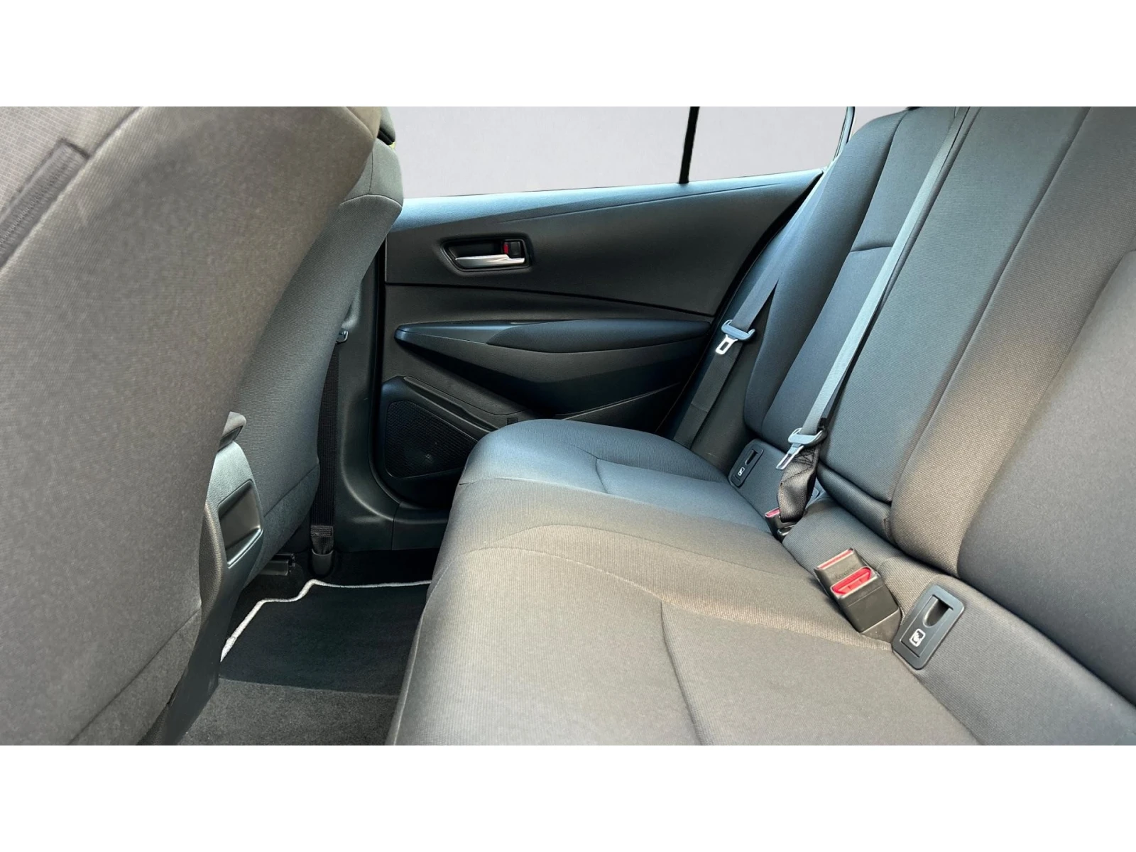 Toyota Corolla ������� ������ �� 265   | Mobile.bg � ����������� 11