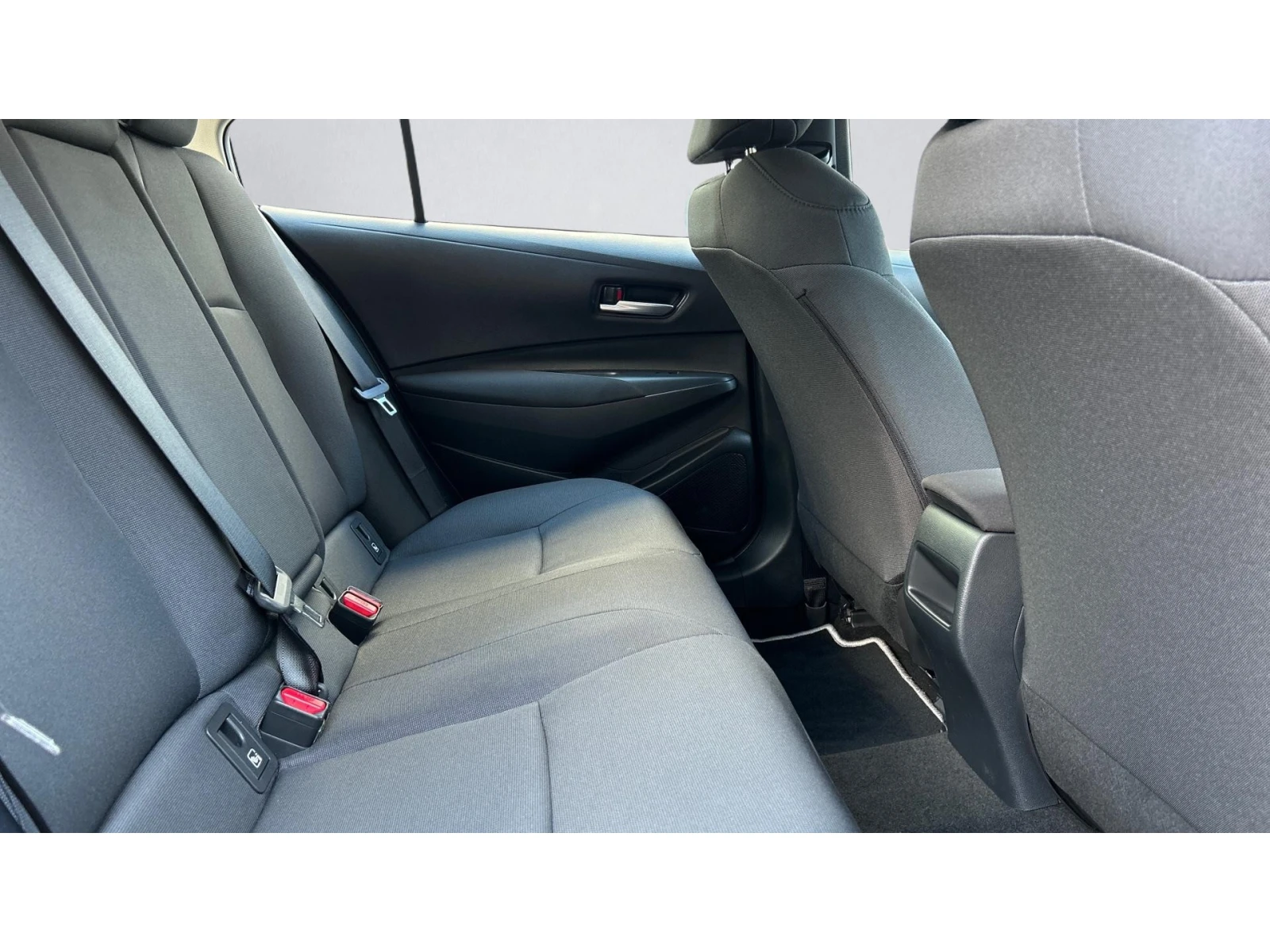 Toyota Corolla ������� ������ �� 265   | Mobile.bg � ����������� 7