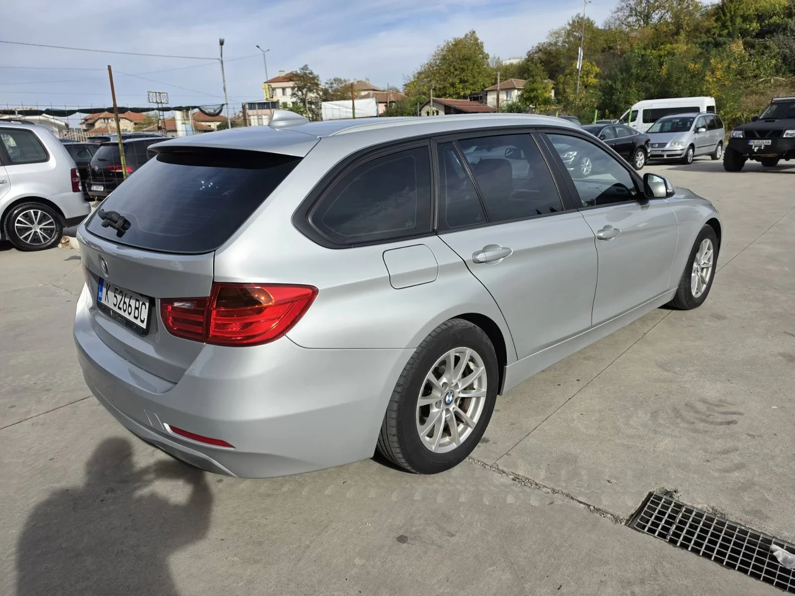 BMW 318 F31, снимка 5 - Автомобили и джипове - 56524082