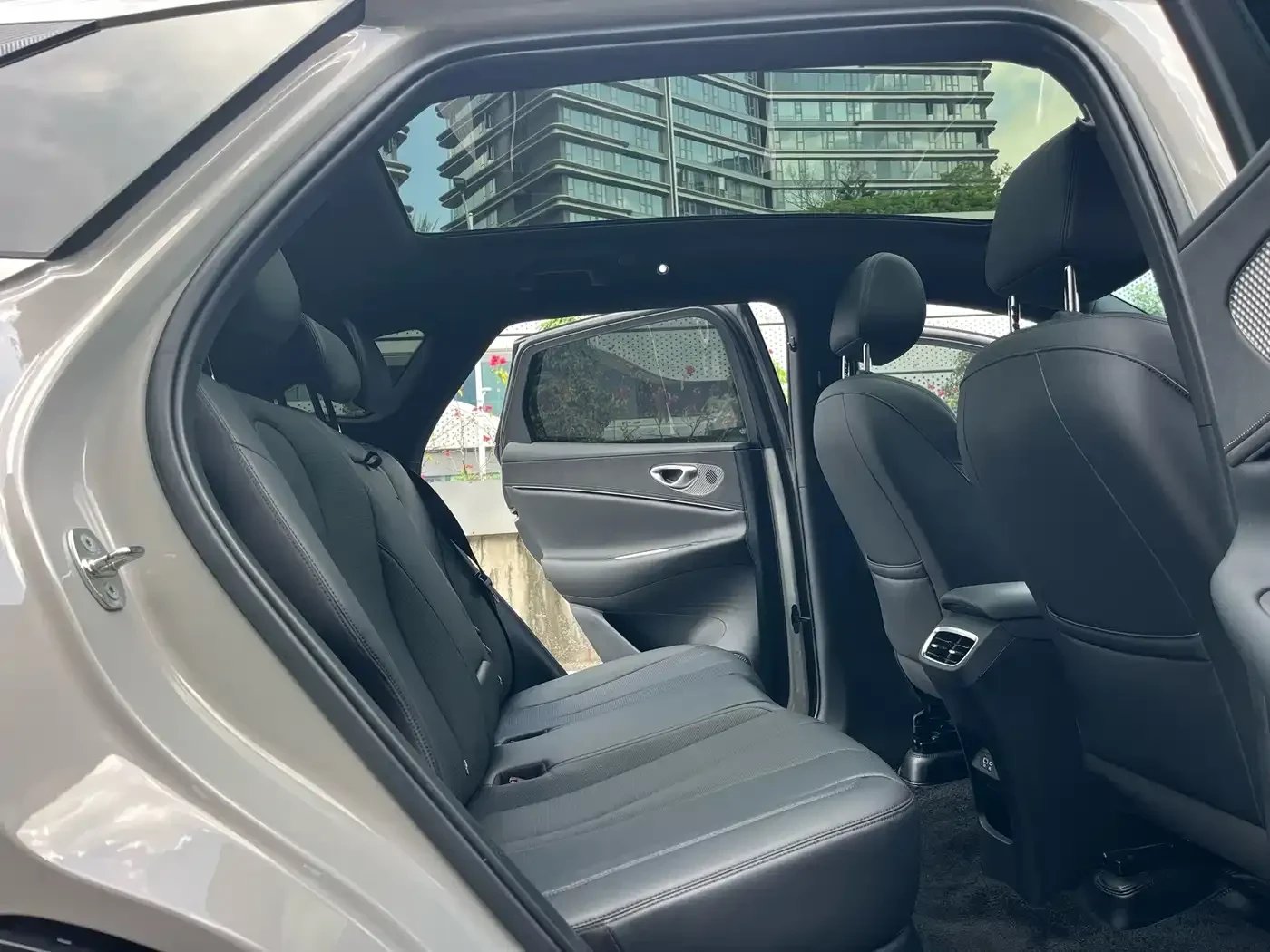 BYD Sea Lion 06 2025 EV 605 Navigation Pro Edition | Mobile.bg � ����������� 10