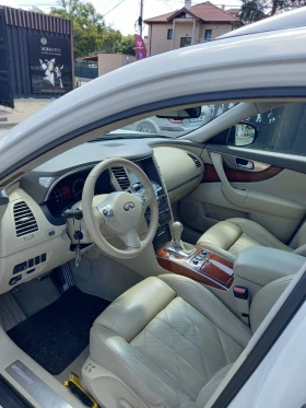 Infiniti Fx 50 S V8 390k.s. Газ, снимка 11
