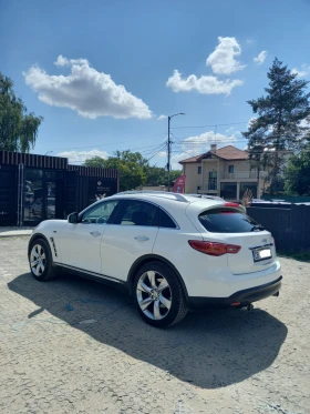 Infiniti Fx 50 S V8 390k.s. Газ - 19500 € / 38138.68 лв. - 45262519 3