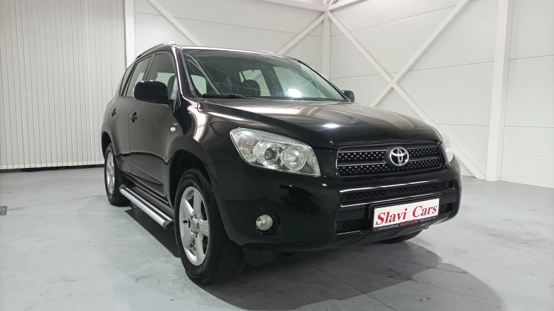 Toyota Rav4 2.2 d4d, снимка 3 - Автомобили и джипове - 48612724