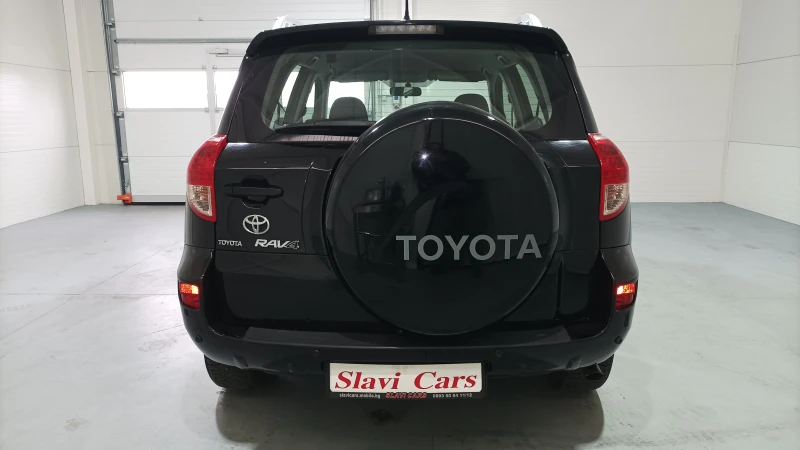 Toyota Rav4 2.2 d4d, снимка 6 - Автомобили и джипове - 48612724