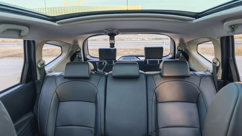 Nissan Qashqai + 2 N-tec 4x4 2.0d 150kc.автоматик 7-местен , снимка 8 - Автомобили и джипове - 53182731