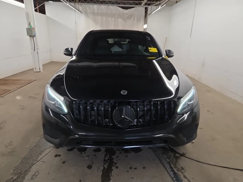 Mercedes-Benz GLC * 300 * ПОДГРЕВ * ШИБИДАХ * ВТОРИ ГУМИ , снимка 2 - Автомобили и джипове - 53413072