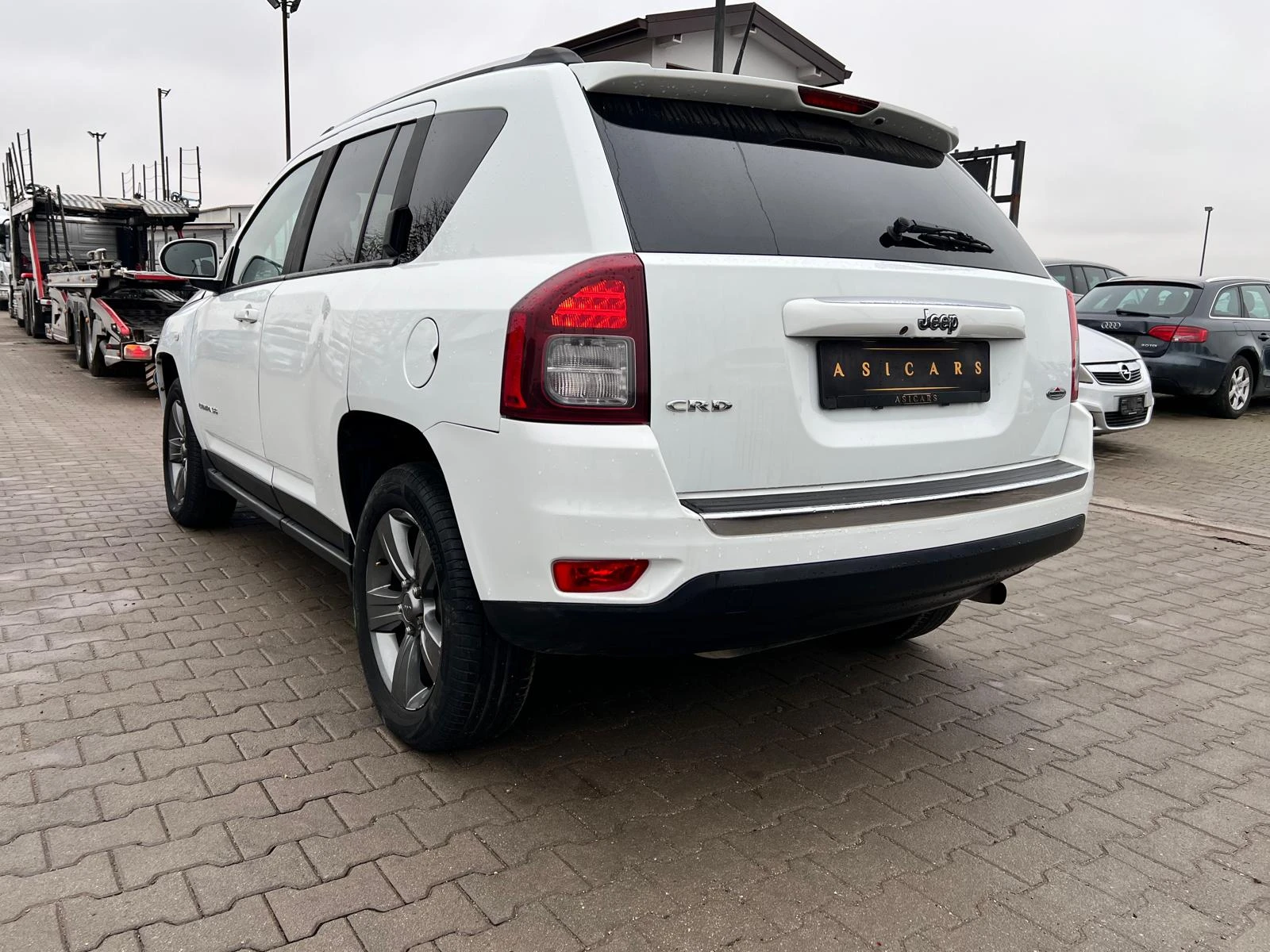 Jeep Compass 2.2D EURO 5B - изображение 3