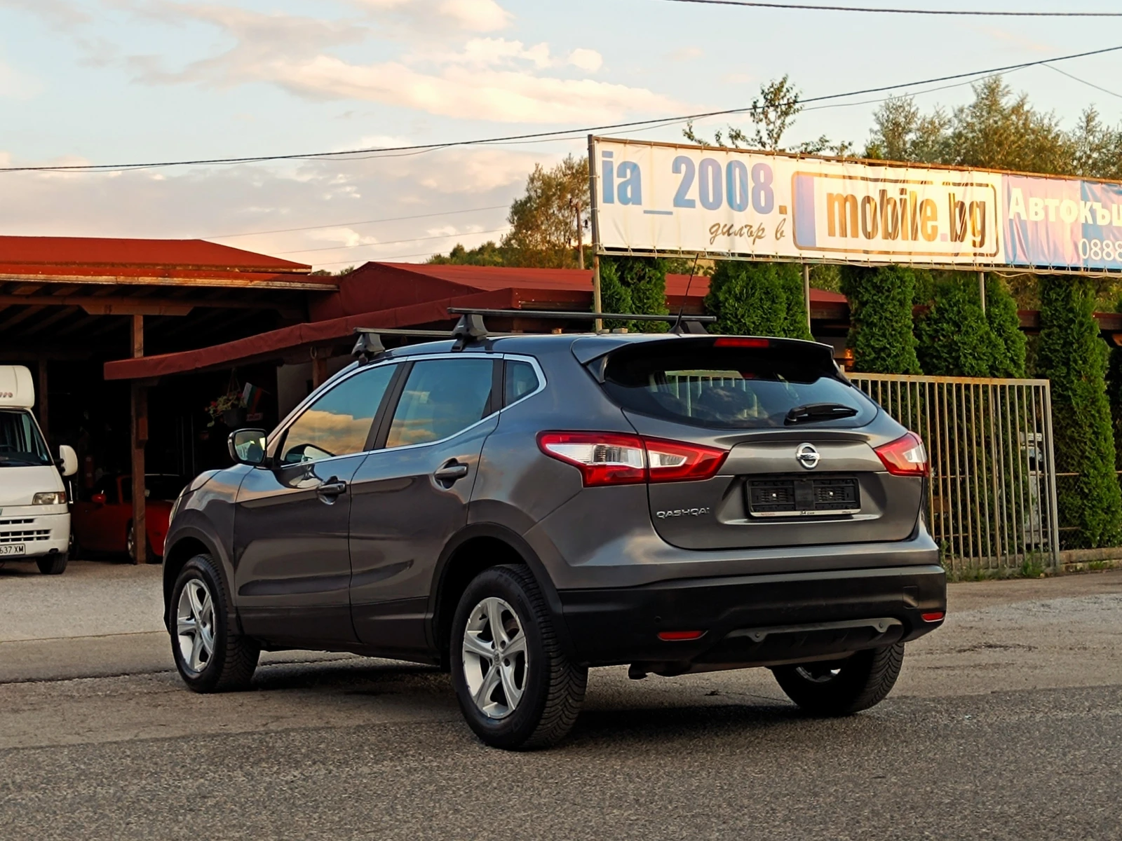 Nissan Qashqai 1.2 DIG-T* Euro 6B* 140 000 км.!!!* НОВ ВНОС*  - изображение 5