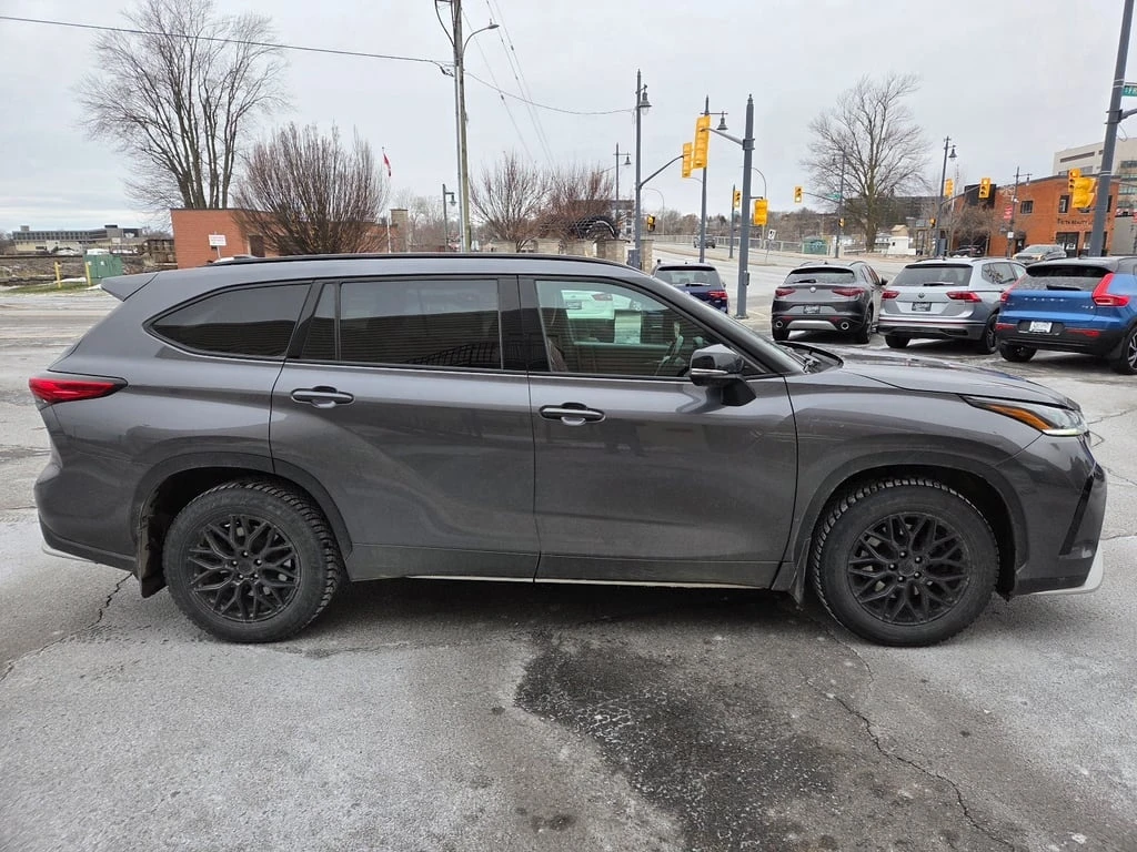 Toyota Highlander 2022 XSE * CARFAX * БЕЗ ПЪРВОНАЧАЛНА ВНОСКА - изображение 4