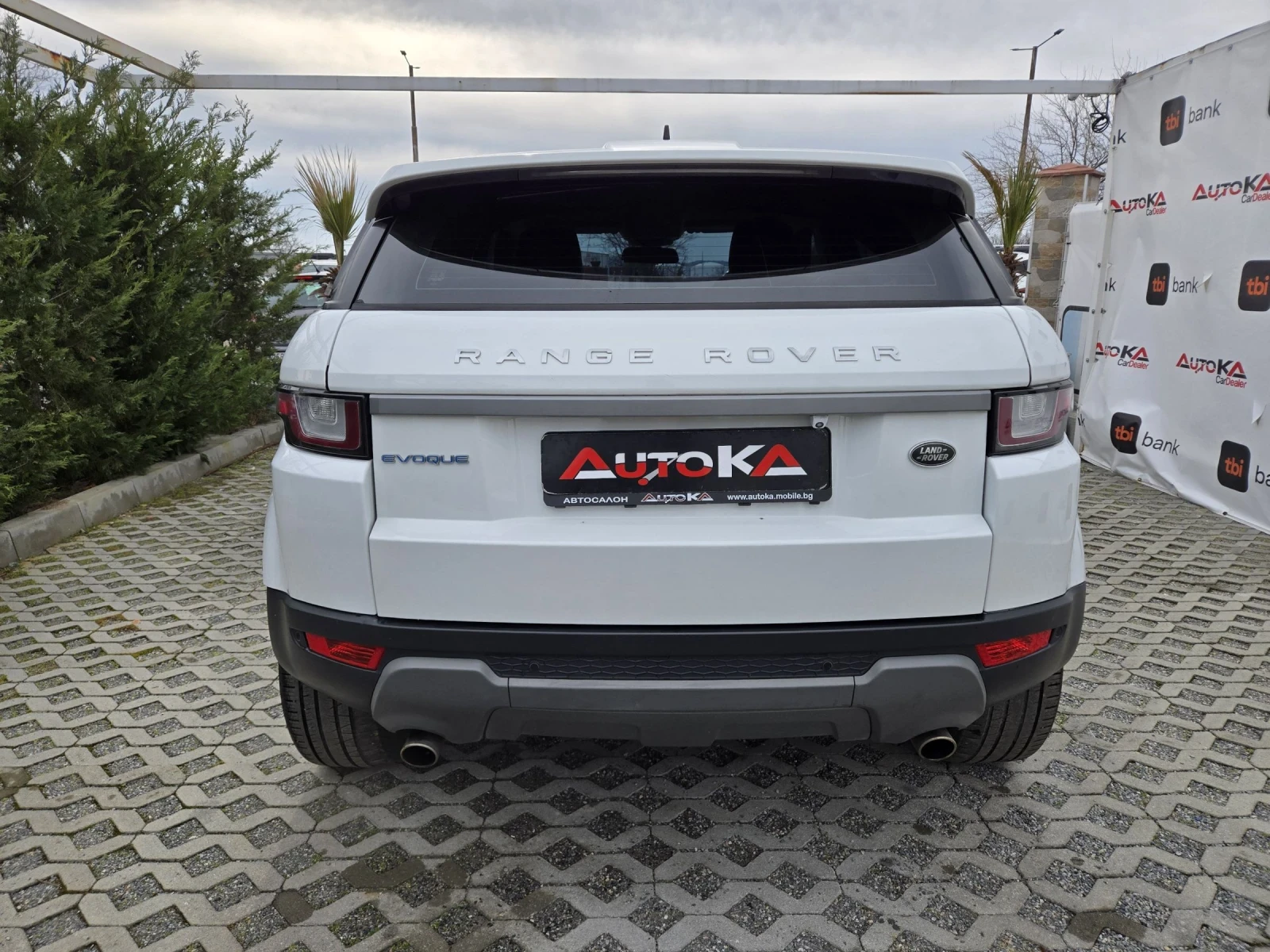 Land Rover Range Rover Evoque 2.2D-150кс= 6СКОРОСТИ= 4Х4= 146.000км= ОБСЛУЖЕН - изображение 4