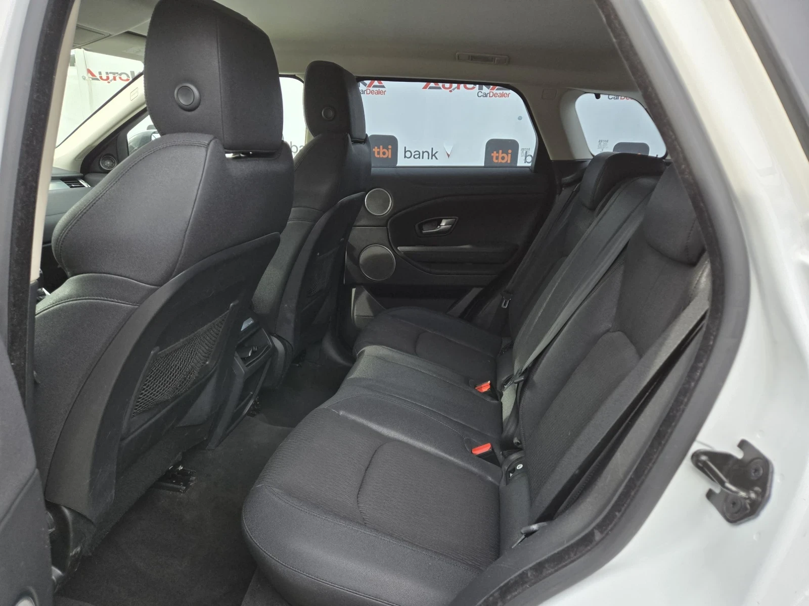 Land Rover Range Rover Evoque 2.2D-150кс= 6СКОРОСТИ= 4Х4= 146.000км= ОБСЛУЖЕН - изображение 9