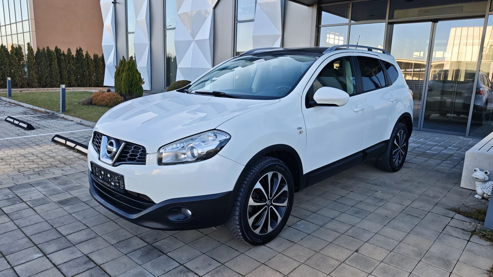 Nissan Qashqai + 2 N-tec 4x4 2.0d 150kc.��������� 7-������  | Mobile.bg � ����������� 1