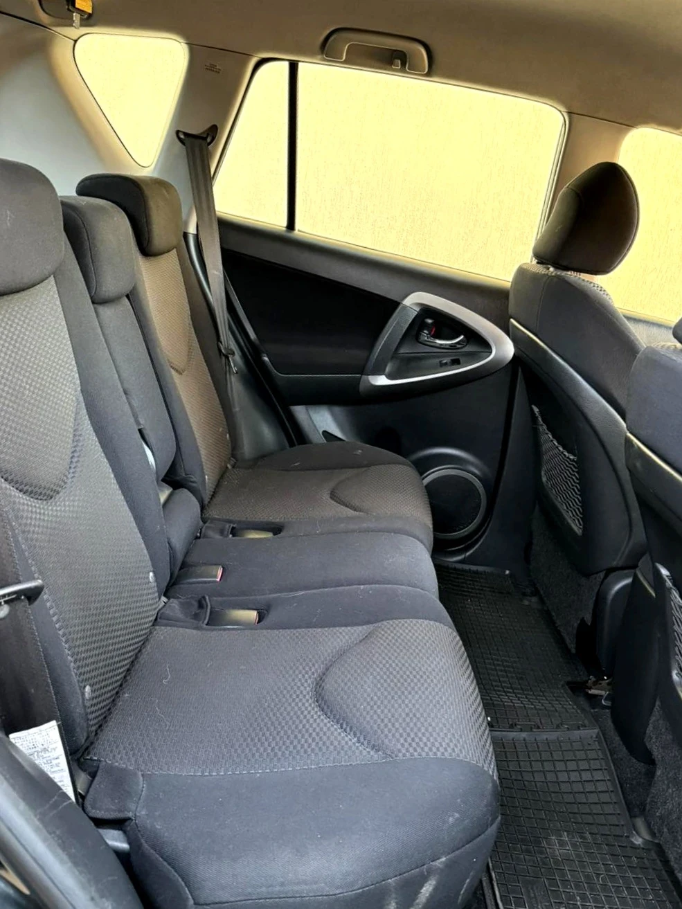 Toyota Rav4, снимка 9 - Автомобили и джипове - 53773660