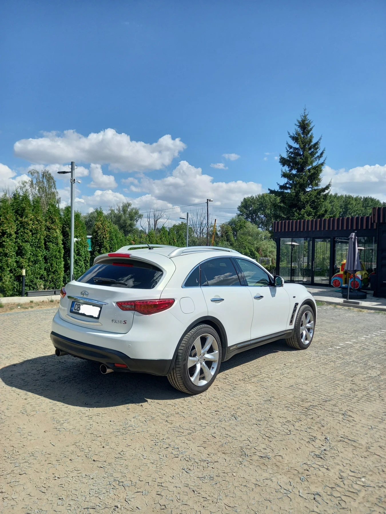 Infiniti Fx 50 S V8 390k.s. Газ, снимка 2 - Автомобили и джипове - 54175226