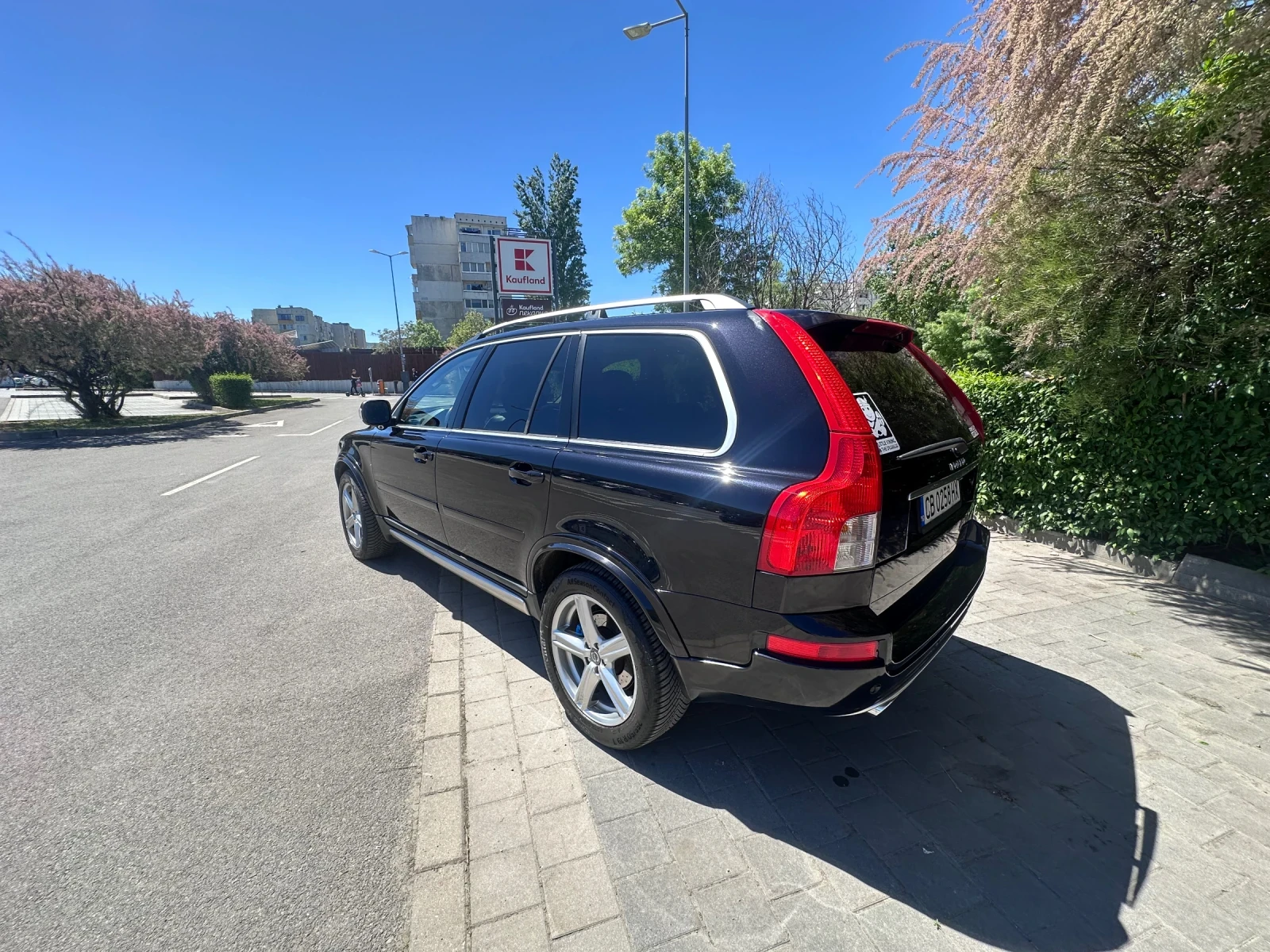 Volvo Xc90 Sport, снимка 8 - Автомобили и джипове - 54571246