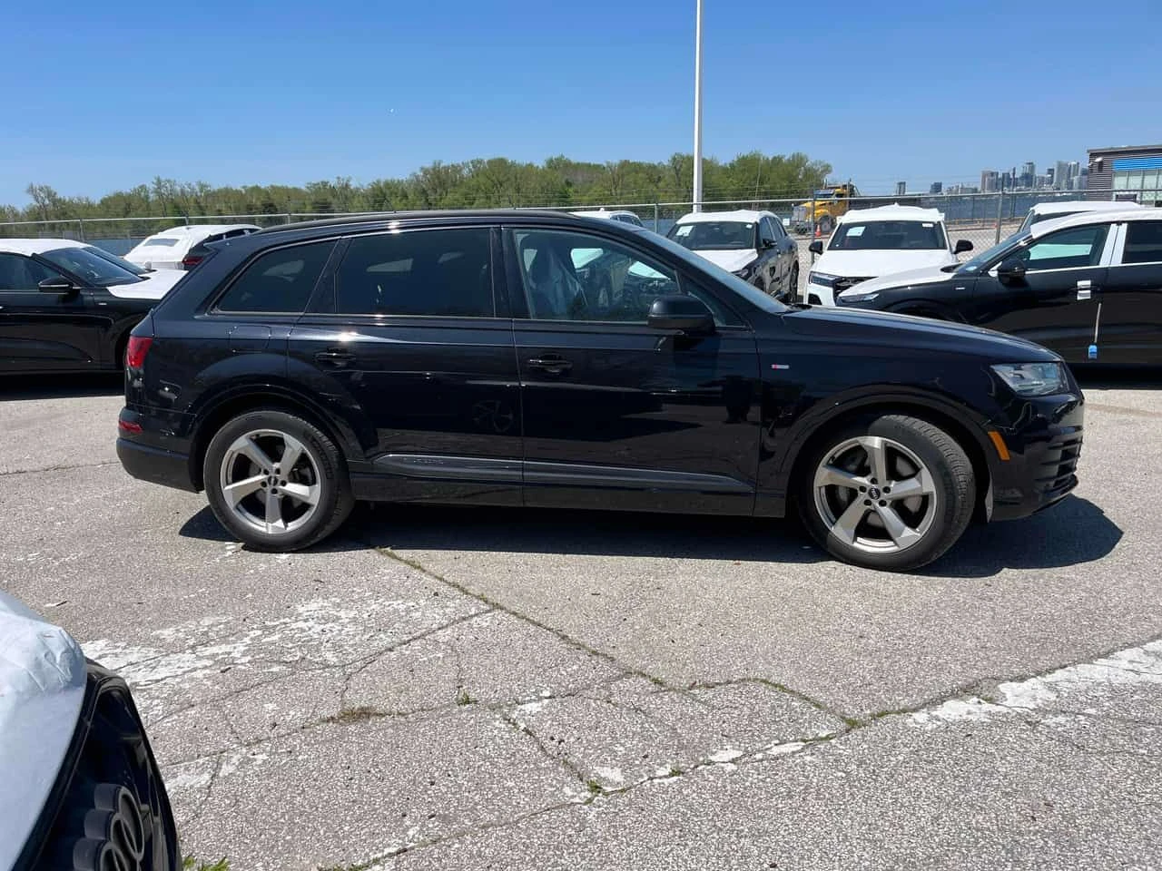Audi Q7 | Technik | ПАНОРАМА | CARFAX | 360  | ОБДУХВАНЕ |, снимка 3 - Автомобили и джипове - 54723679