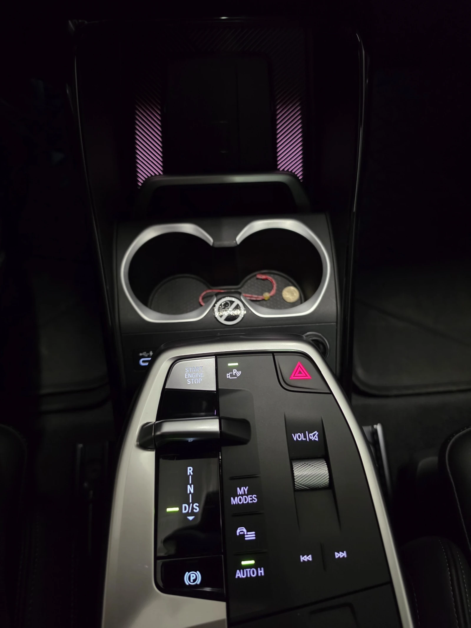 BMW X1 23d X-Drive M, Pano, HARMAN KARDON, LED, снимка 16 - Автомобили и джипове - 54792750