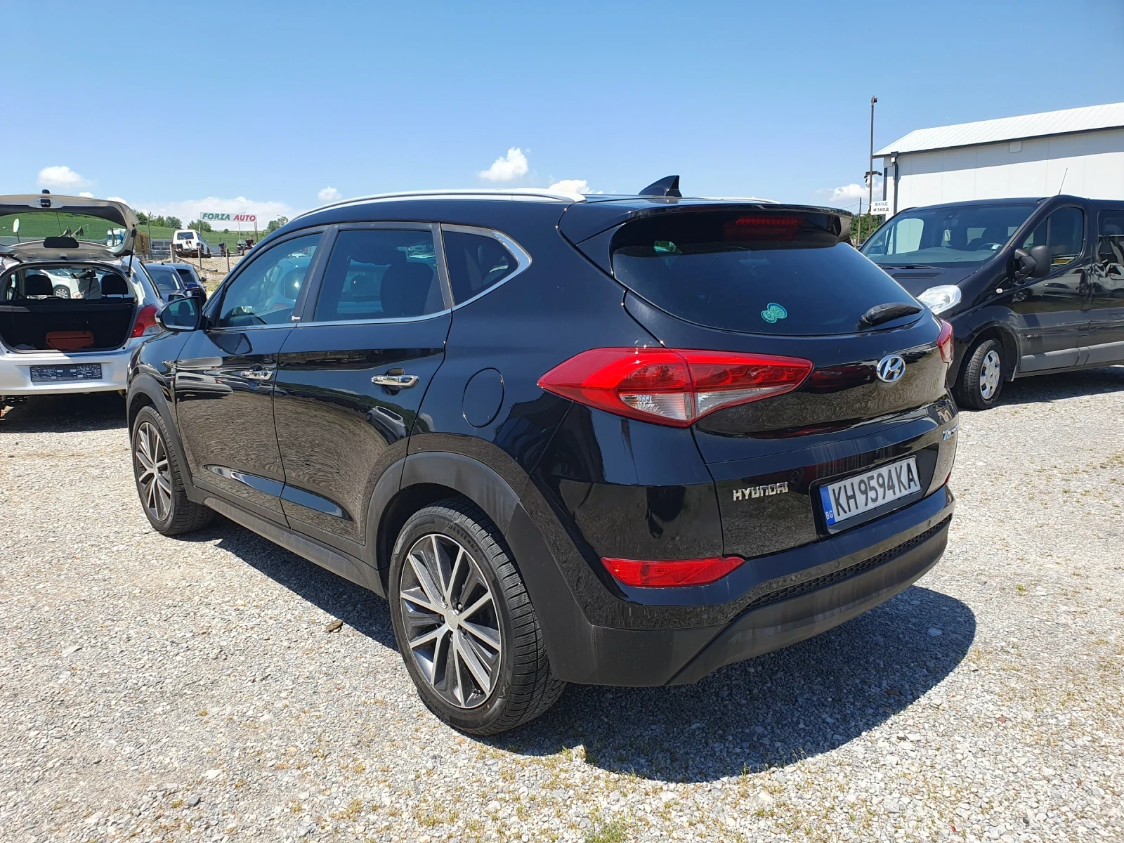 Hyundai Tucson 1, 7dizel, снимка 7 - Автомобили и джипове - 54846707
