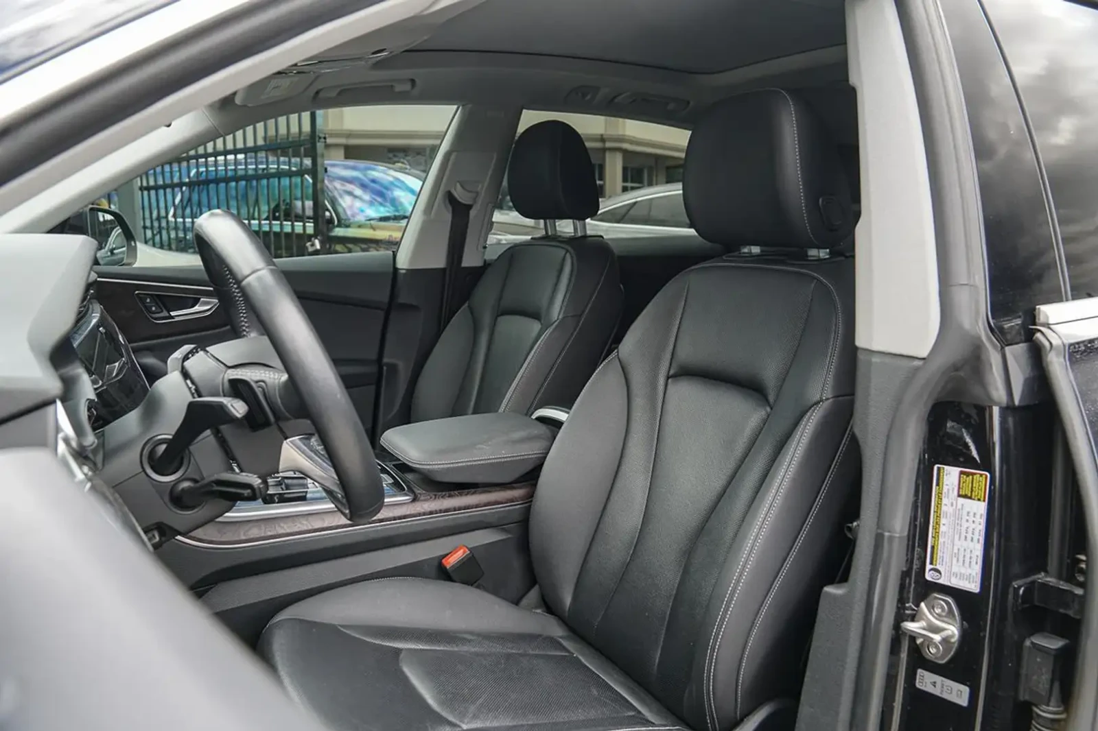 Audi Q8 Bang & Olufsen* Virtual Cockpit Plus* Head-Up* , снимка 7 - Автомобили и джипове - 54964682