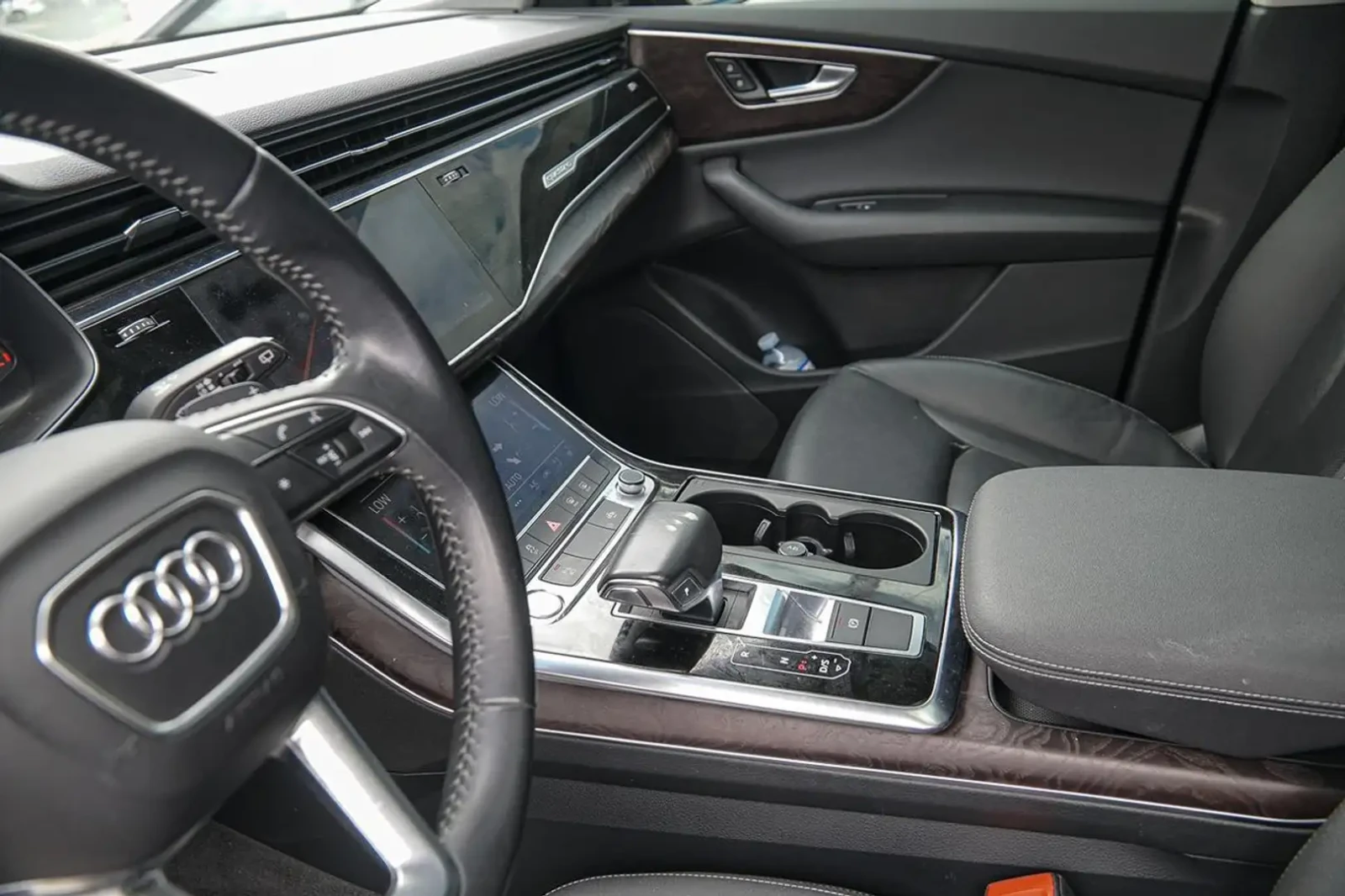 Audi Q8 Bang & Olufsen* Virtual Cockpit Plus* Head-Up* , снимка 14 - Автомобили и джипове - 54964682