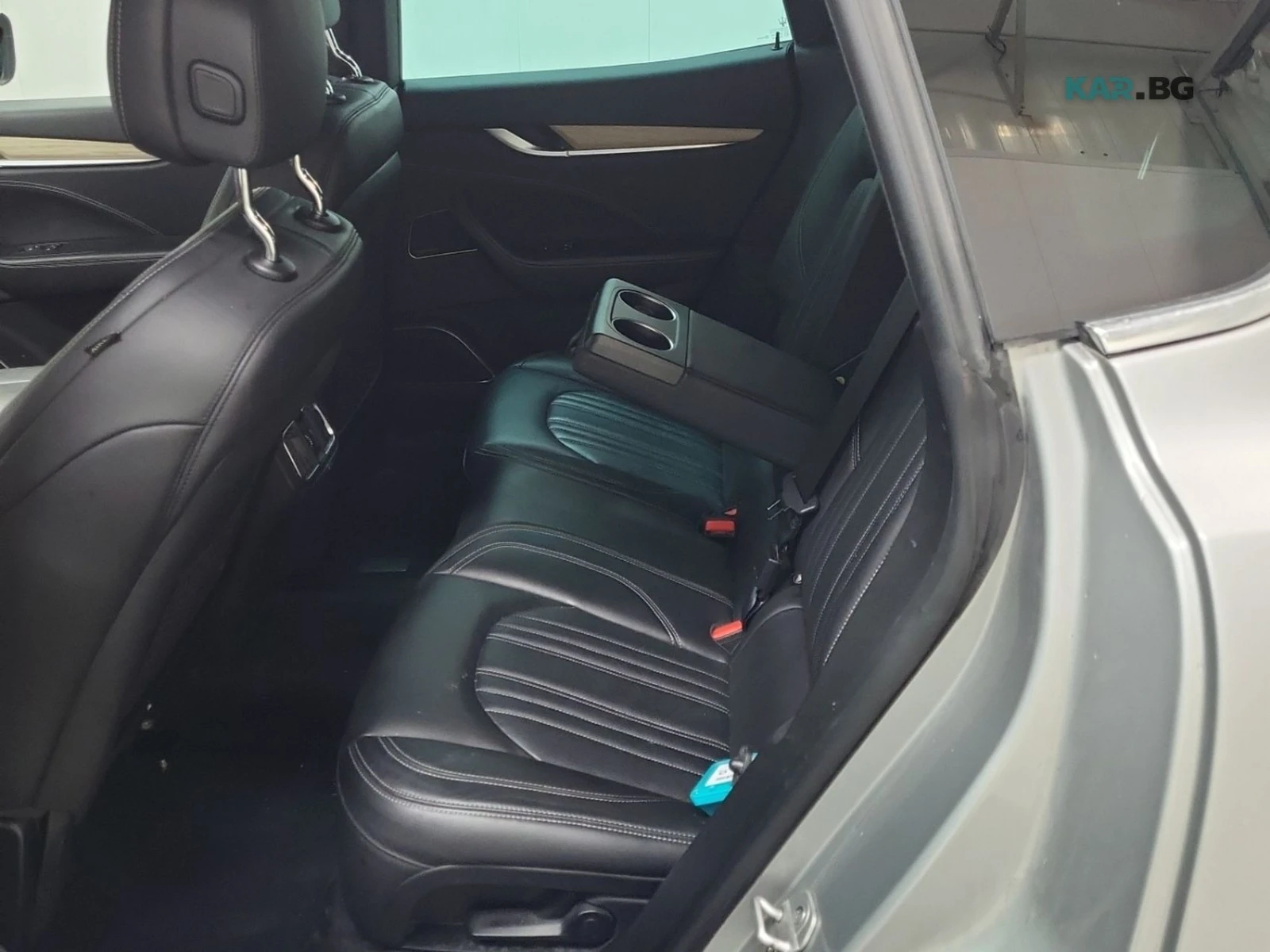 Maserati Levante GRANLUSSO * AвтоКредит * (ЦЕНА ДО БГ), снимка 16 - Автомобили и джипове - 55178333