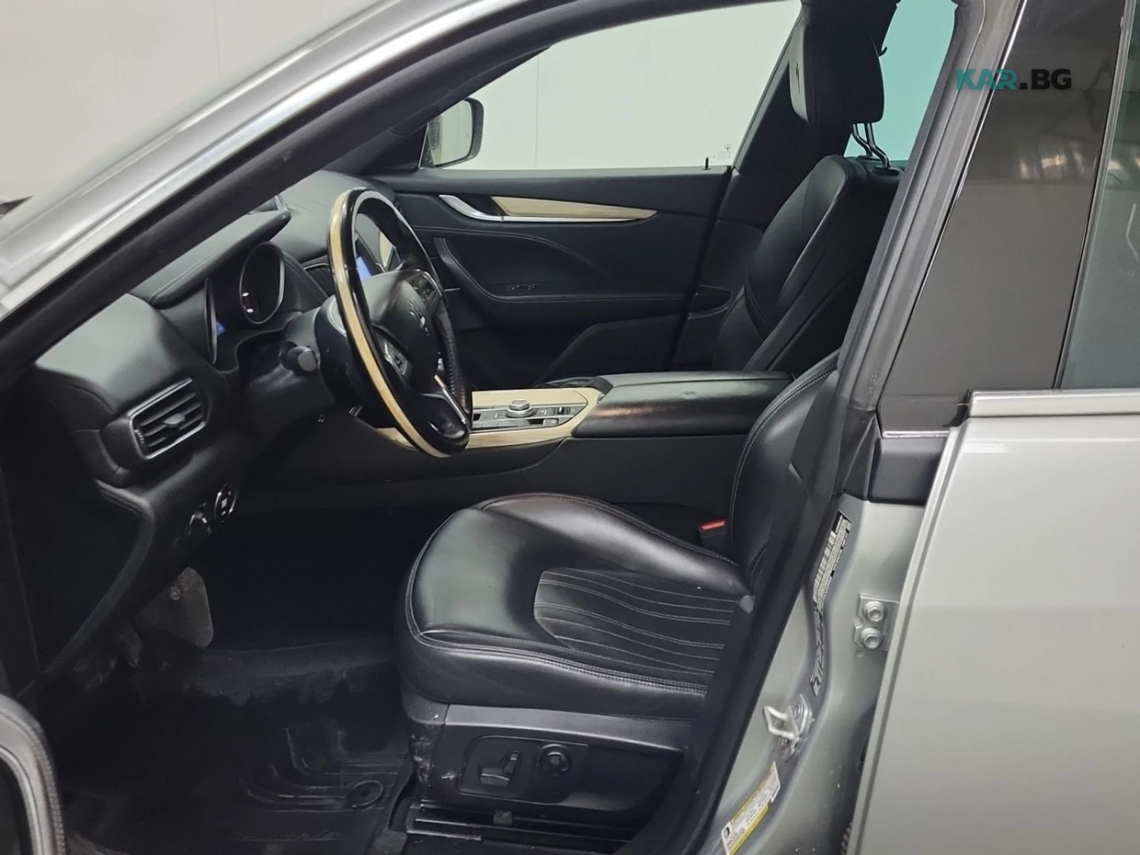 Maserati Levante GRANLUSSO * AвтоКредит * (ЦЕНА ДО БГ), снимка 10 - Автомобили и джипове - 55178333