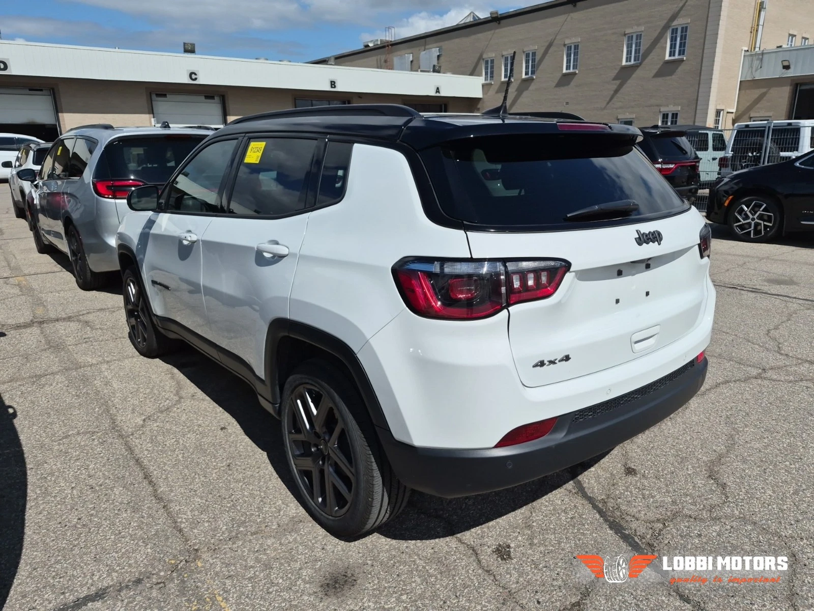 Jeep Compass, снимка 4 - Автомобили и джипове - 56025237