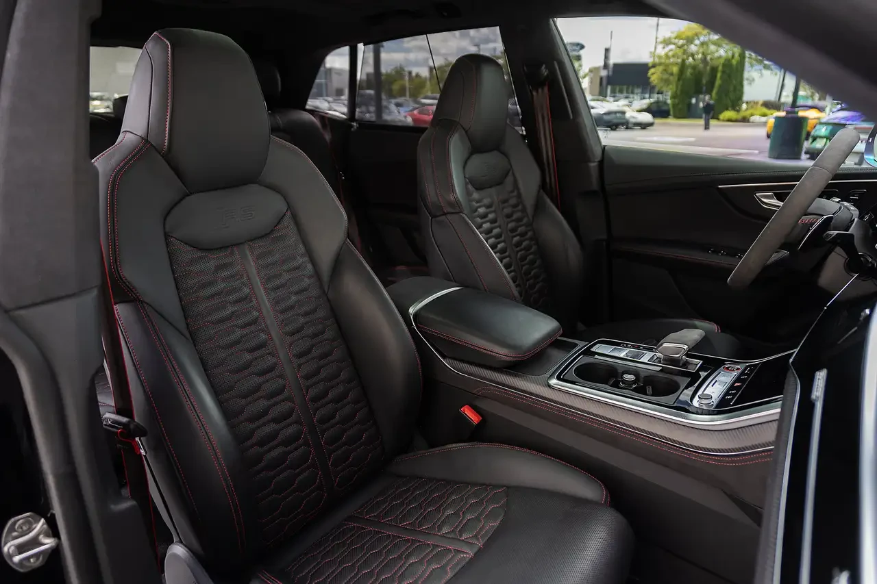 Audi RSQ8, снимка 17 - Автомобили и джипове - 56227600