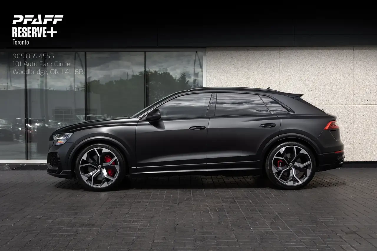 Audi RSQ8