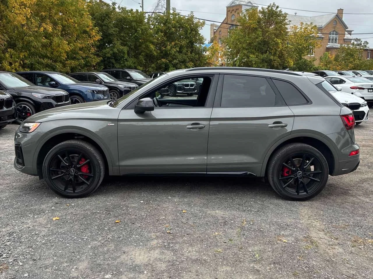 Audi Q5 * Progressiv * CARFAX * ����� �� ����������� | Mobile.bg � ����������� 2