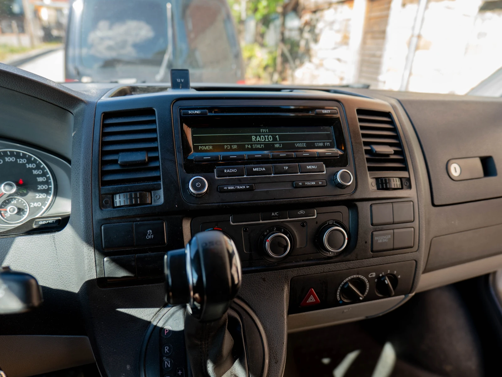 VW Transporter DSG-7 | Mobile.bg   15