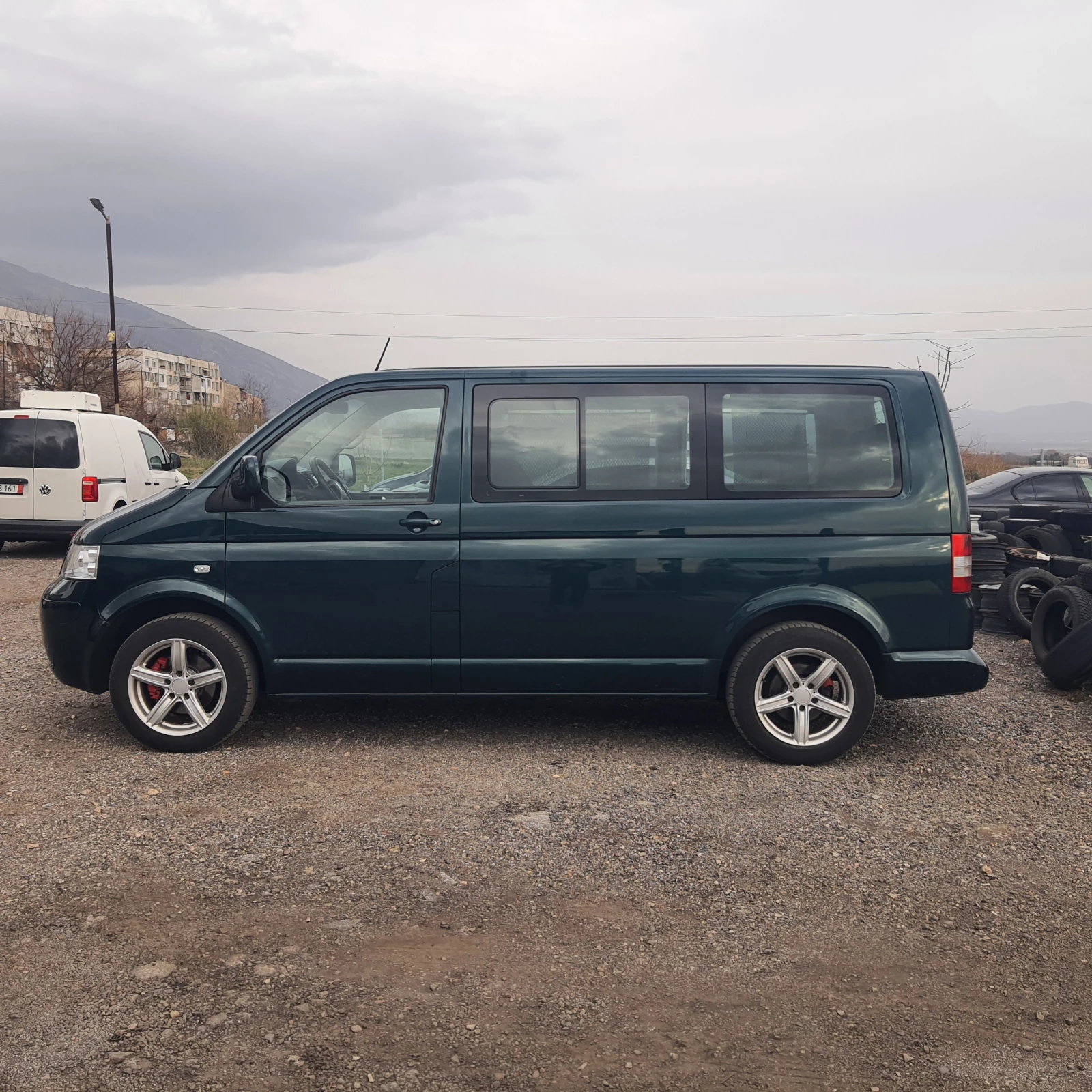 VW Multivan 2.5TDI-NAVI - изображение 6