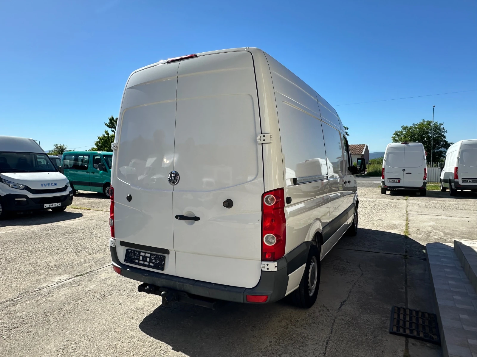 VW Crafter 2.0 TDI , КЛИМА , ТОП , L2H2, снимка 4 - Бусове и автобуси - 54720469