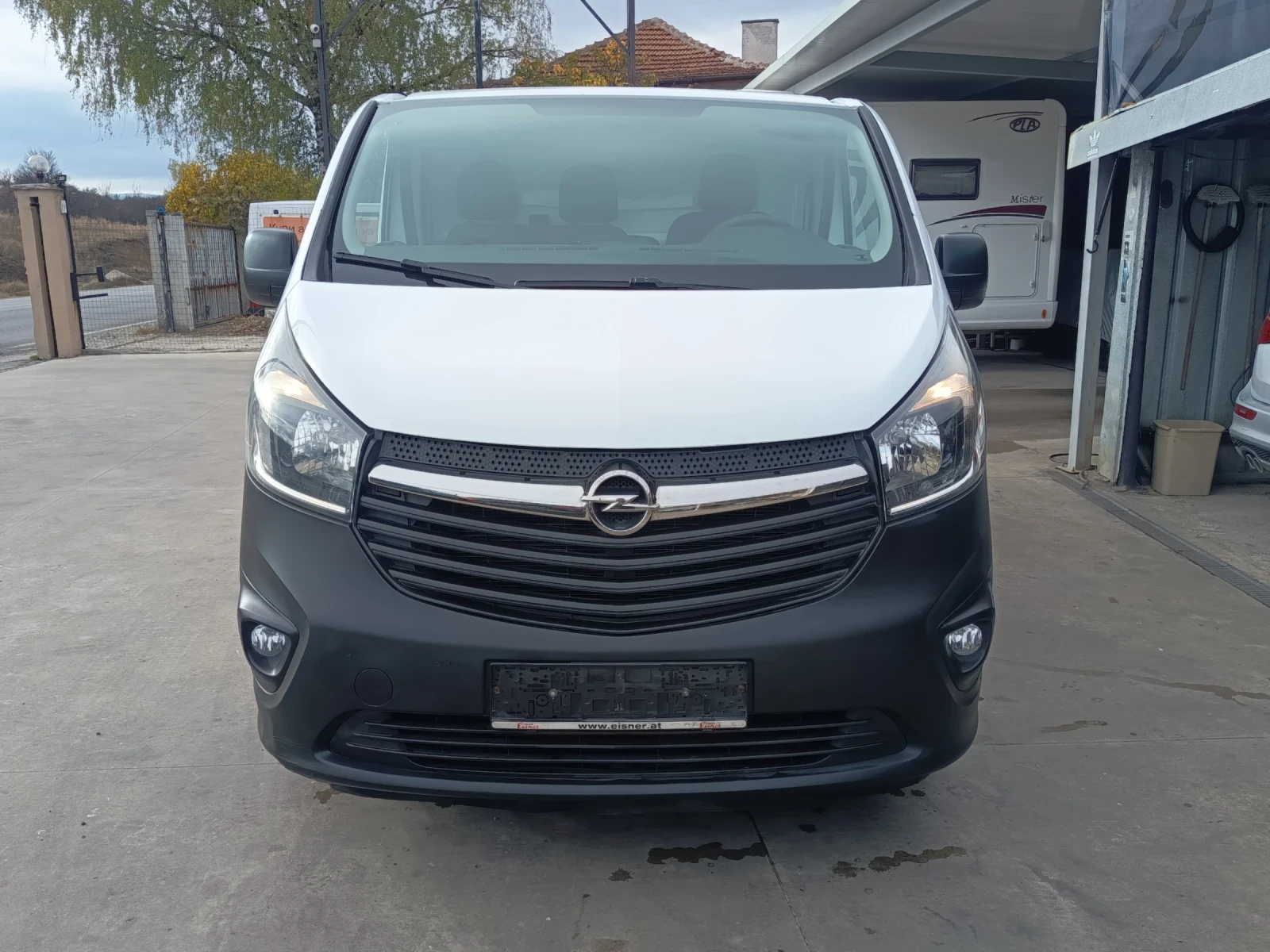 Opel Vivaro 1.6cdti, снимка 13 - Бусове и автобуси - 56723877