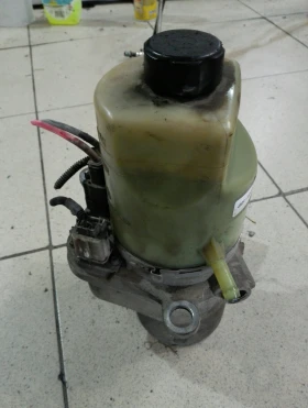 хидравлична помпа Форд Фокус 1.8тдци 06г.