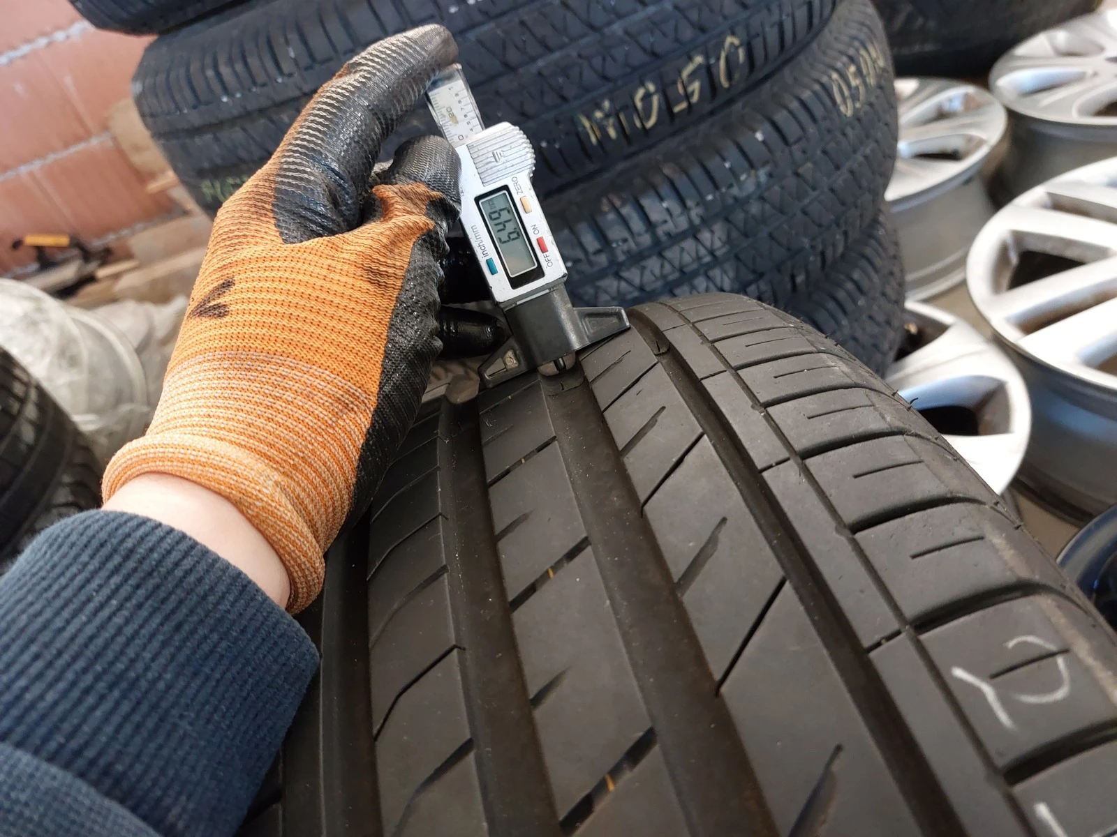  235/45R17 | Mobile.bg   3