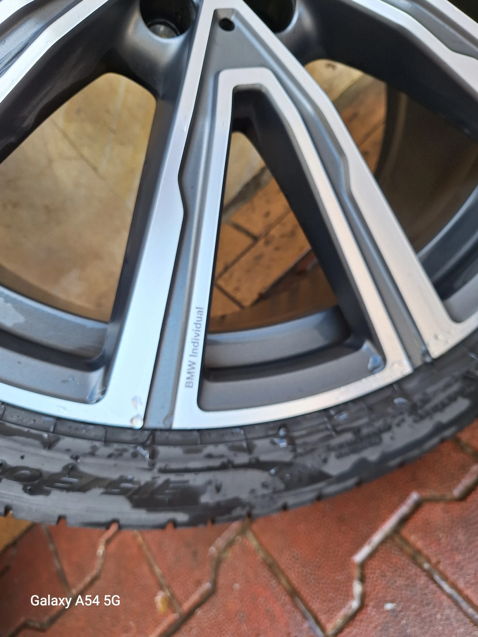 Гуми с джанти Pirelli 275/35R22, снимка 5 - Гуми и джанти - 54343292