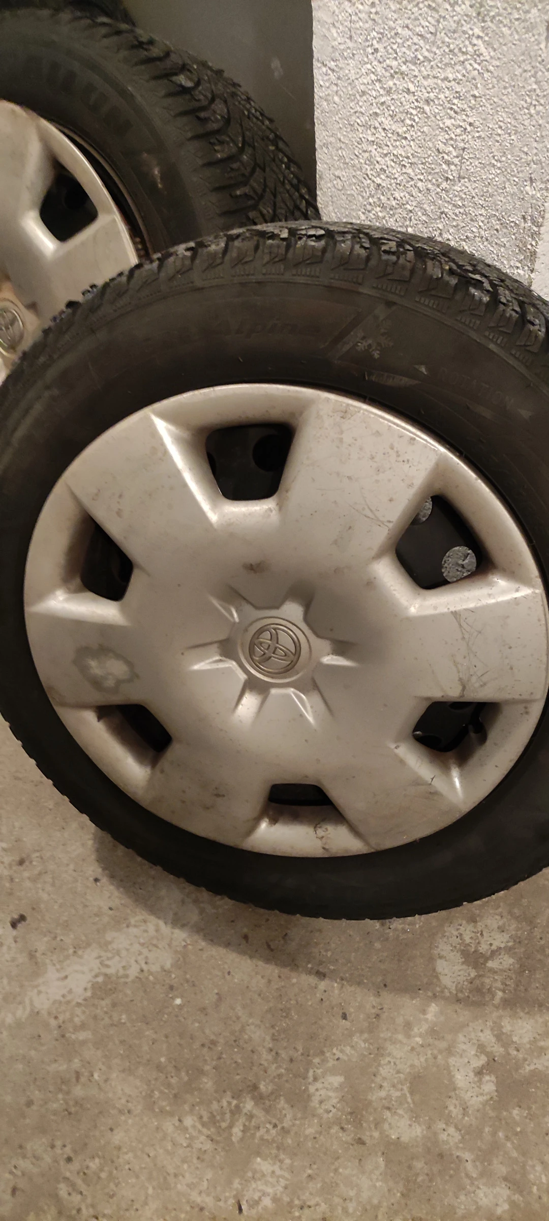 ���� � ������ 195/60R15 �� Toyota Corolla | Mobile.bg � ����������� 9