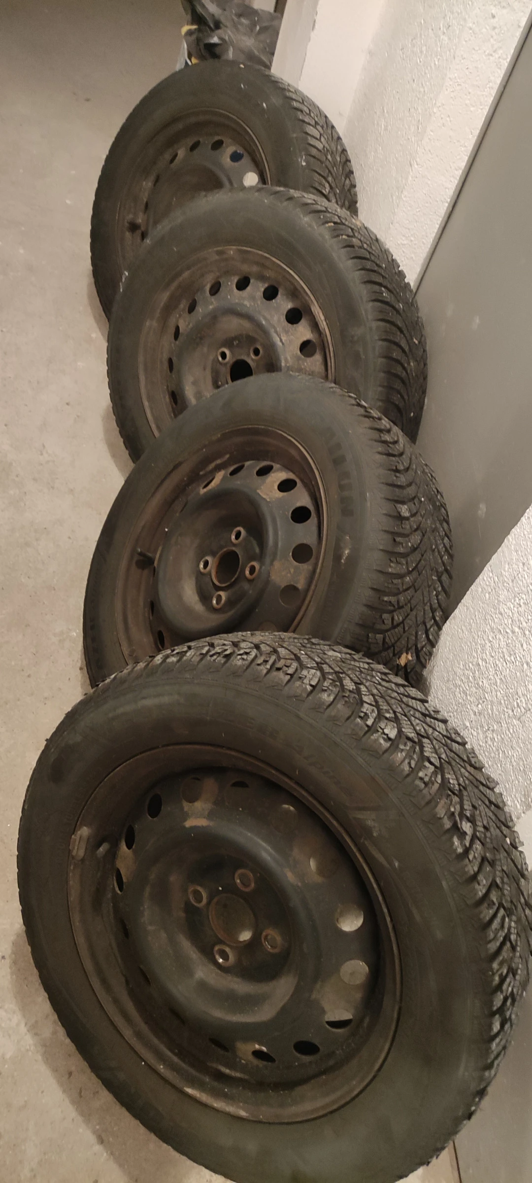 Гуми с джанти  195/60R15