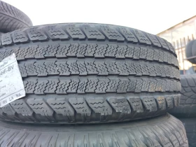 Гуми Зимни 235/70R16, снимка 1 - Гуми и джанти - 47419670