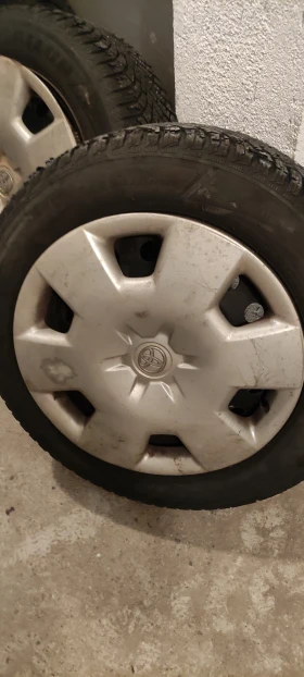 ���� � ������ 195/60R15 �� Toyota Corolla | Mobile.bg � ����� ������ 9