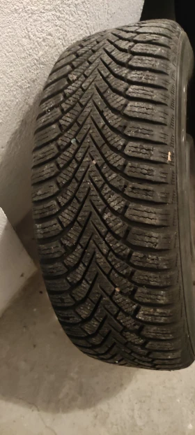 ���� � ������ 195/60R15 �� Toyota Corolla | Mobile.bg � ����� ������ 4