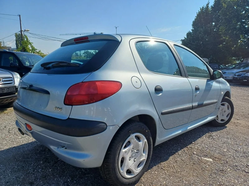 Peugeot 206 1.4 АТОМАТ, снимка 5 - Автомобили и джипове - 51409374