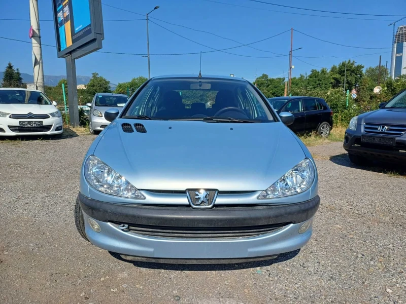 Peugeot 206 1.4 АТОМАТ, снимка 7 - Автомобили и джипове - 51409374